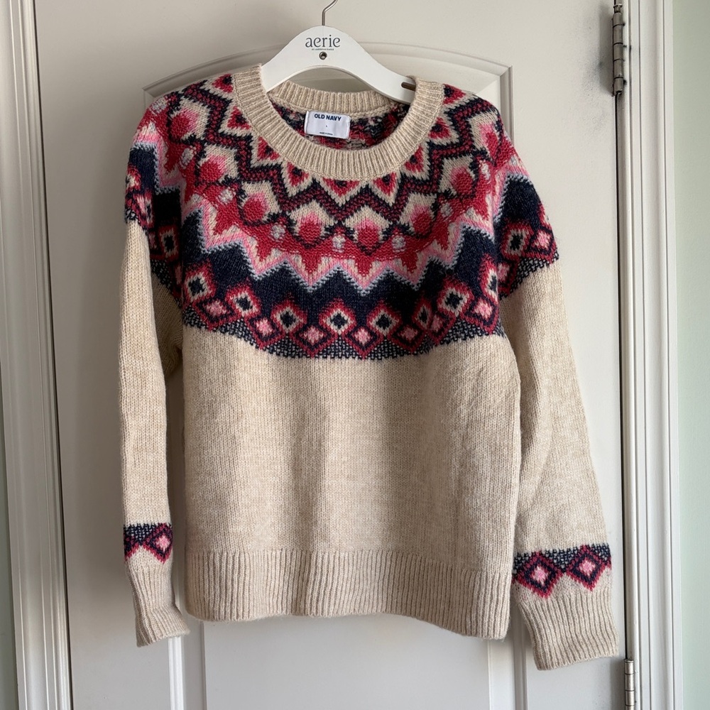 Old Navy Women's Sweater - Cream, Pink, and Navy